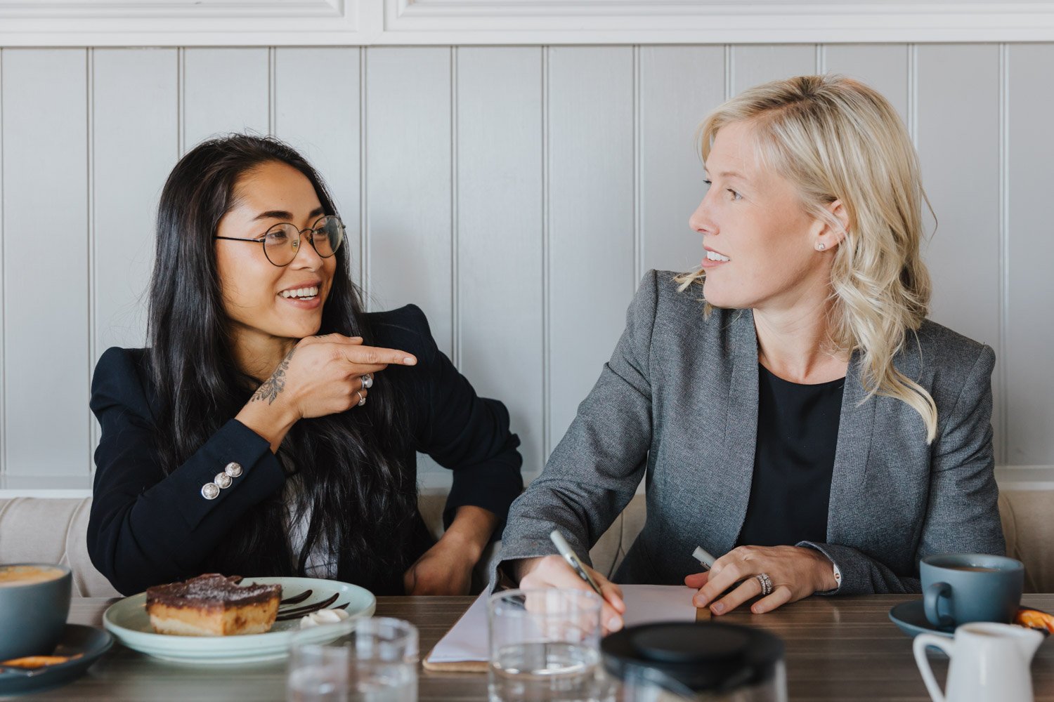 Sarah Helping Small Businesses Prosper Sarah Beaton (Director, Marlston Forrest) is a qualified CPA and Financial Planner. She is in a meeting with a female client in a café.